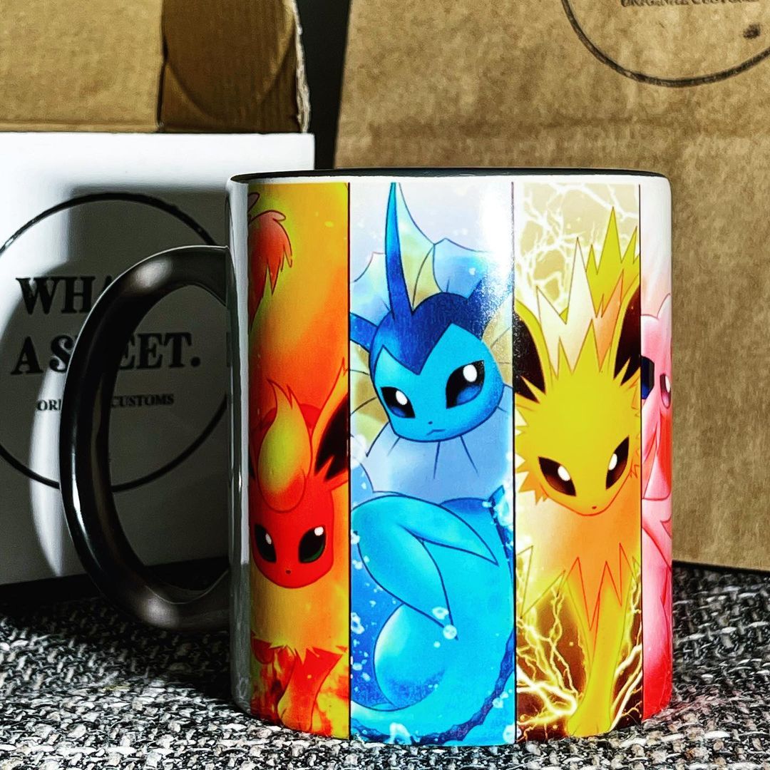 Taza Magica Eevee - WhatASheet - Especialistas en tazas magicas - Personalización - Costa Rica - San Jose - Heredia - Cartago - Was