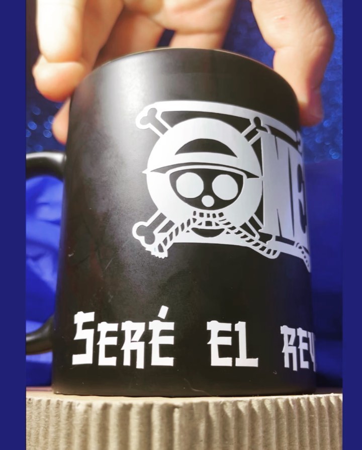 Taza Mágica 3D One piece - WhatASheet - Especialistas en tazas magicas - Personalización - Costa Rica - San Jose - Heredia - Cartago - Was