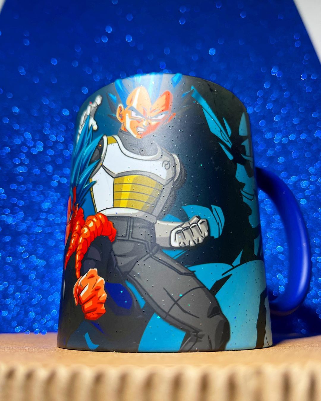 Taza Mágica Escarchada Azul Dragón ball - WhatASheet - Especialistas en tazas magicas - Personalización - Costa Rica - San Jose - Heredia - Cartago - Was