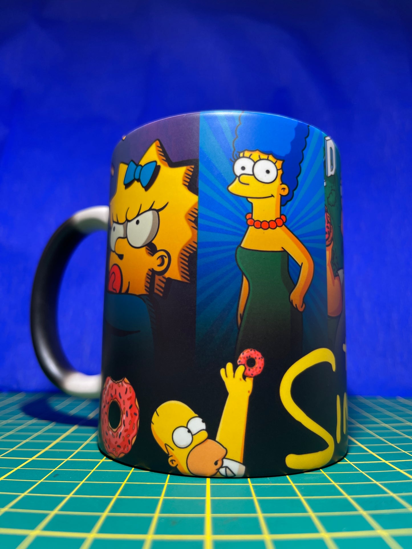 Taza mágica The Simpsons - WhatASheet - Especialistas en tazas magicas - Personalización - Costa Rica - San Jose - Heredia - Cartago - Was