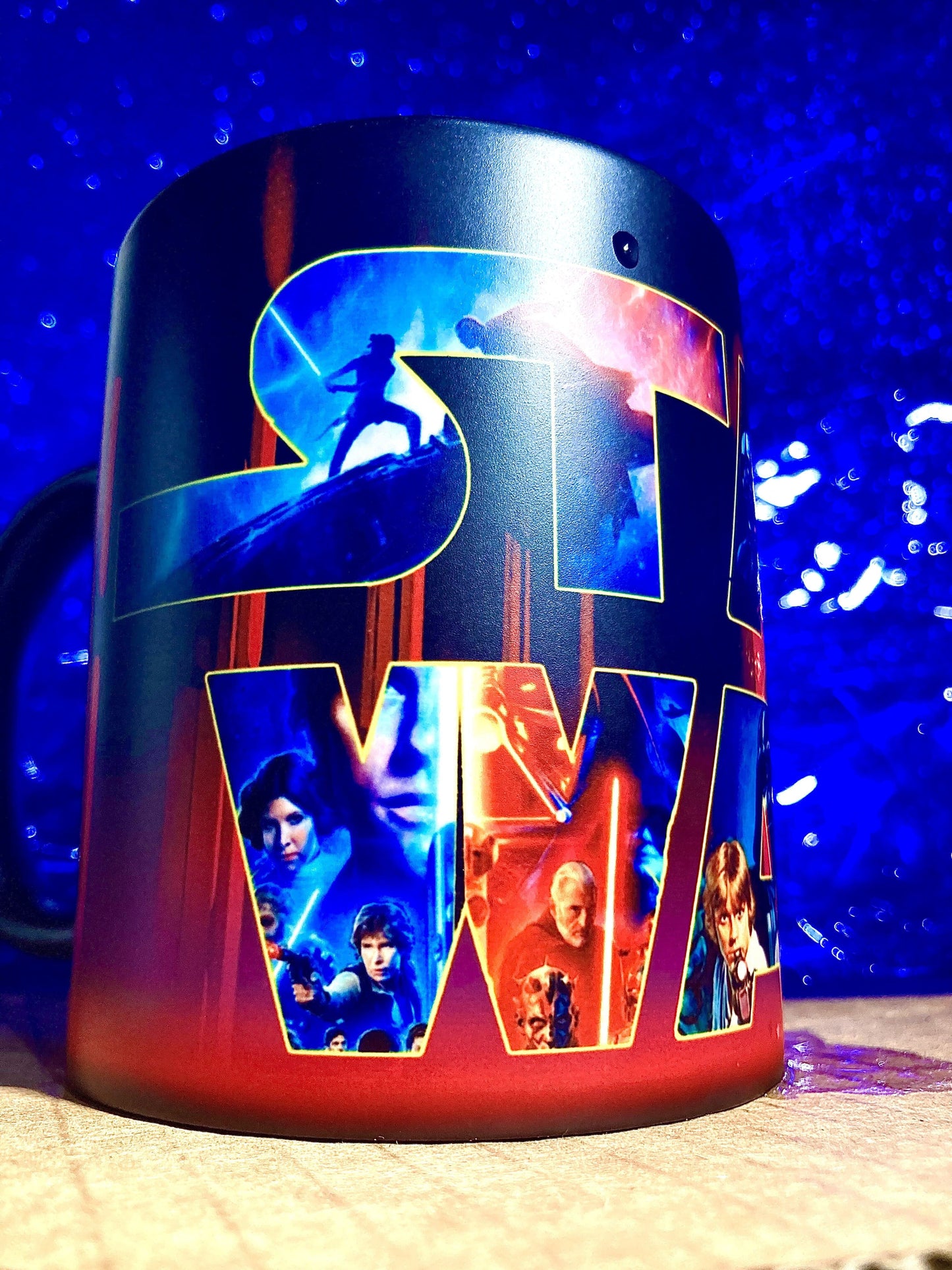 Taza Mágica Star Wars Logo - WhatASheet - Especialistas en tazas magicas - Personalización - Costa Rica - San Jose - Heredia - Cartago - Was
