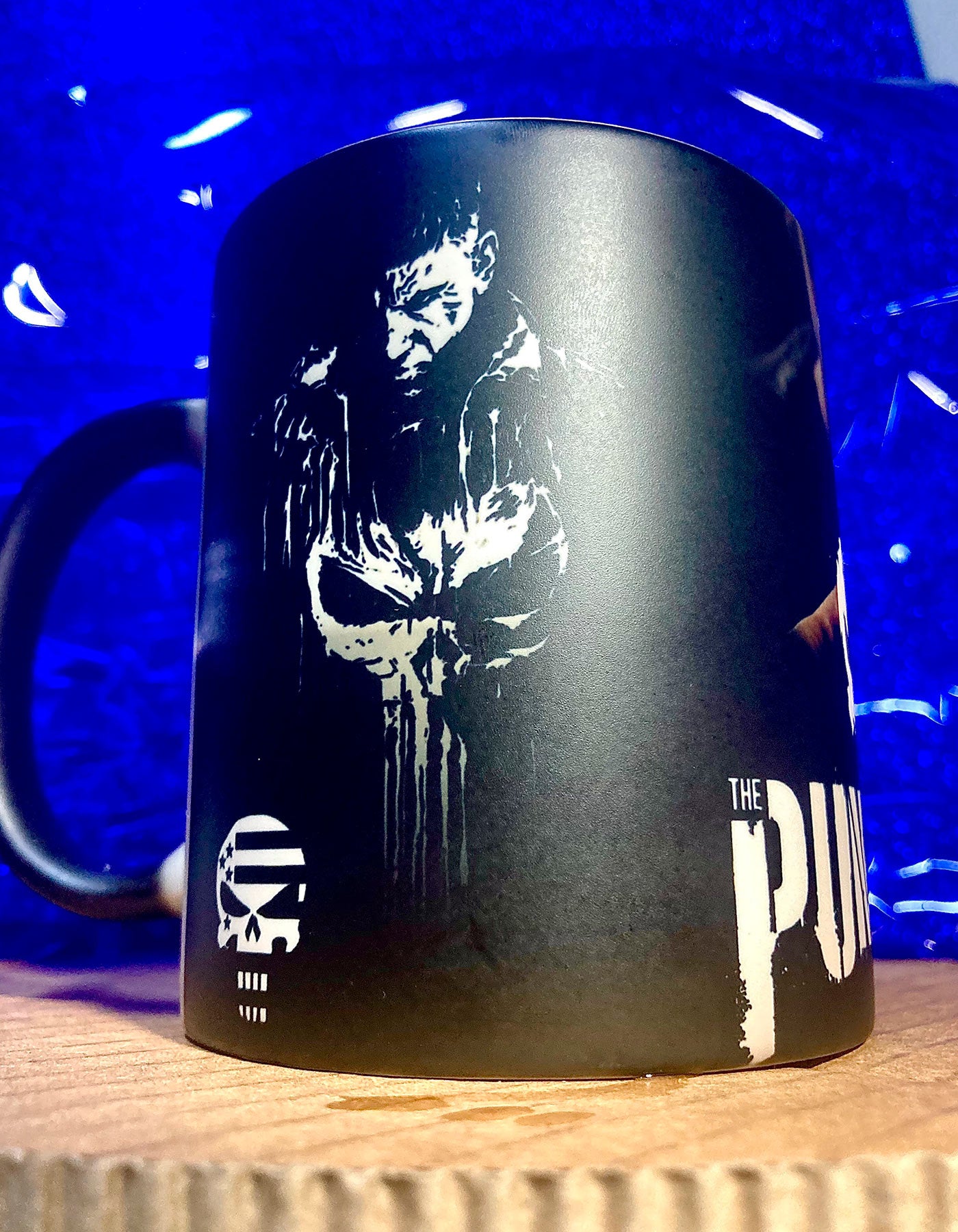 Taza mágica Punisher - WhatASheet - Especialistas en tazas magicas - Personalización - Costa Rica - San Jose - Heredia - Cartago - Was