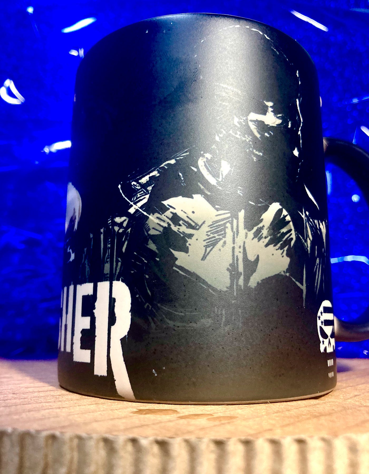 Taza mágica Punisher - WhatASheet - Especialistas en tazas magicas - Personalización - Costa Rica - San Jose - Heredia - Cartago - Was