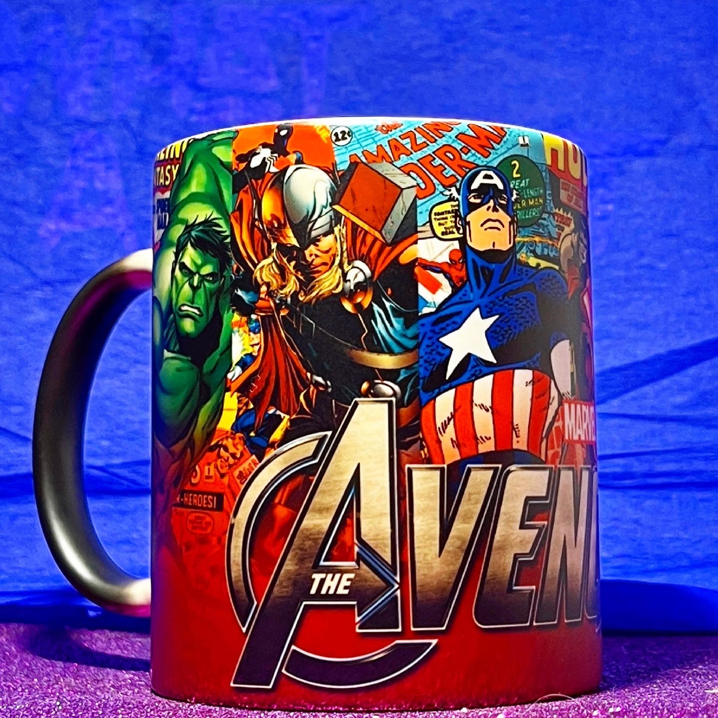 Taza Mágica de Avengers - WhatASheet - Especialistas en tazas magicas - Personalización - Costa Rica - San Jose - Heredia - Cartago - Was